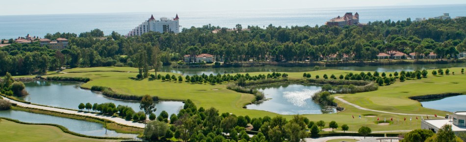 Hotel und Golfkursangebote