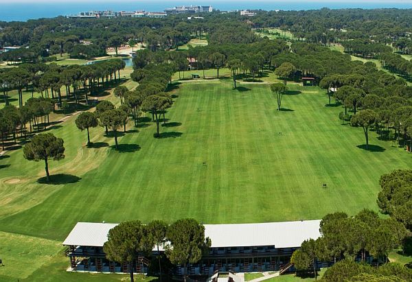 Übersicht Hotel + Golfkurs im Gloria Golf Club Belek