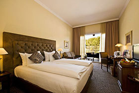 Hotel Lindner Golf & Wellness Resort Portals Nous Zimmer